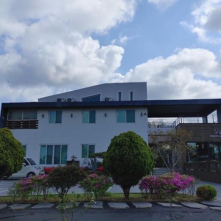 Moon Forest Guesthouse Jeju by Eksteriør bilde