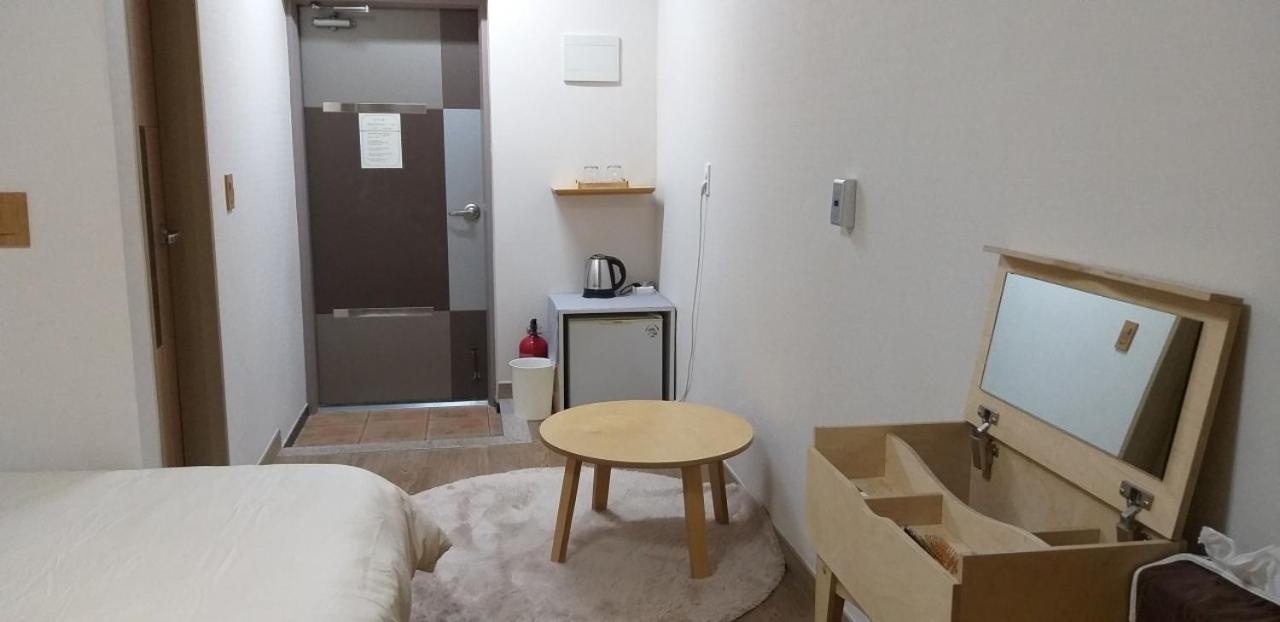 Moon Forest Guesthouse Jeju by Eksteriør bilde