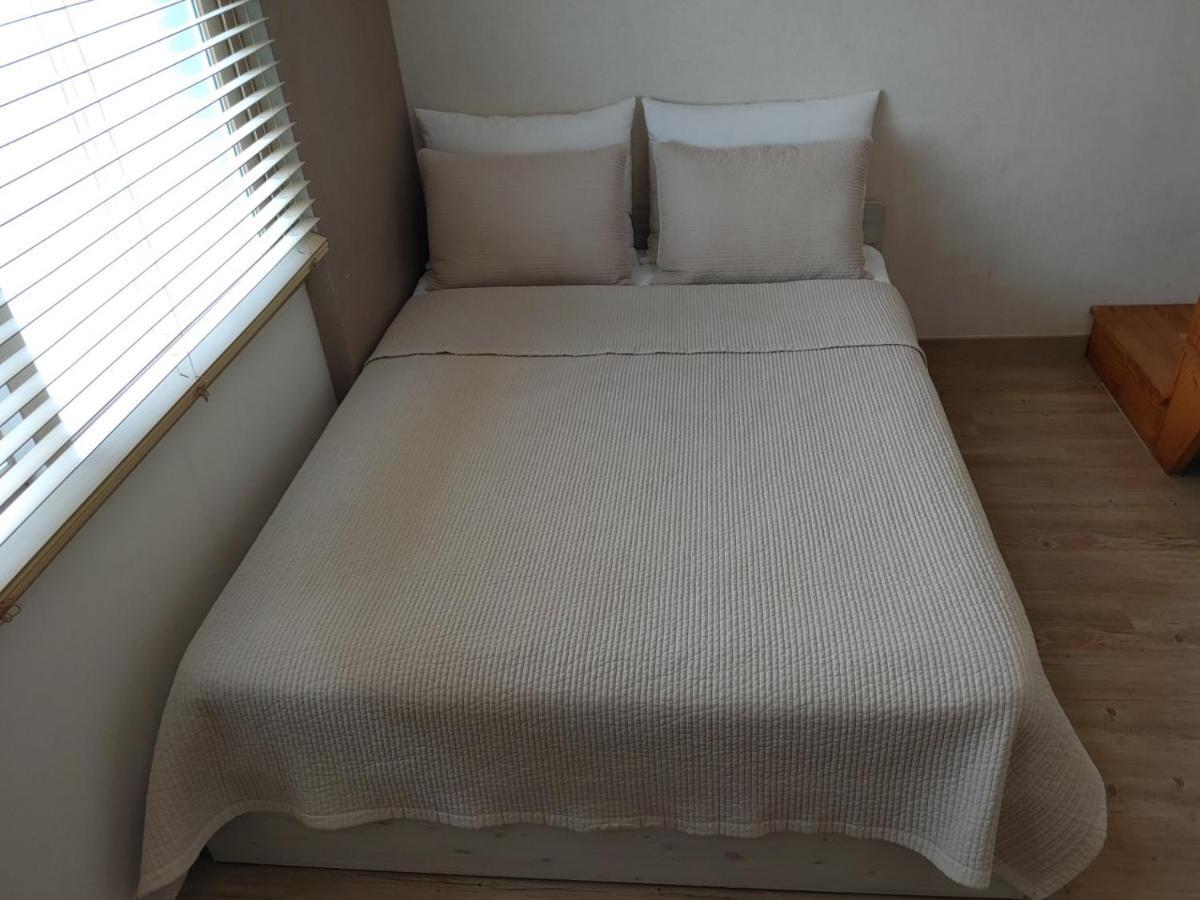 Moon Forest Guesthouse Jeju by Eksteriør bilde