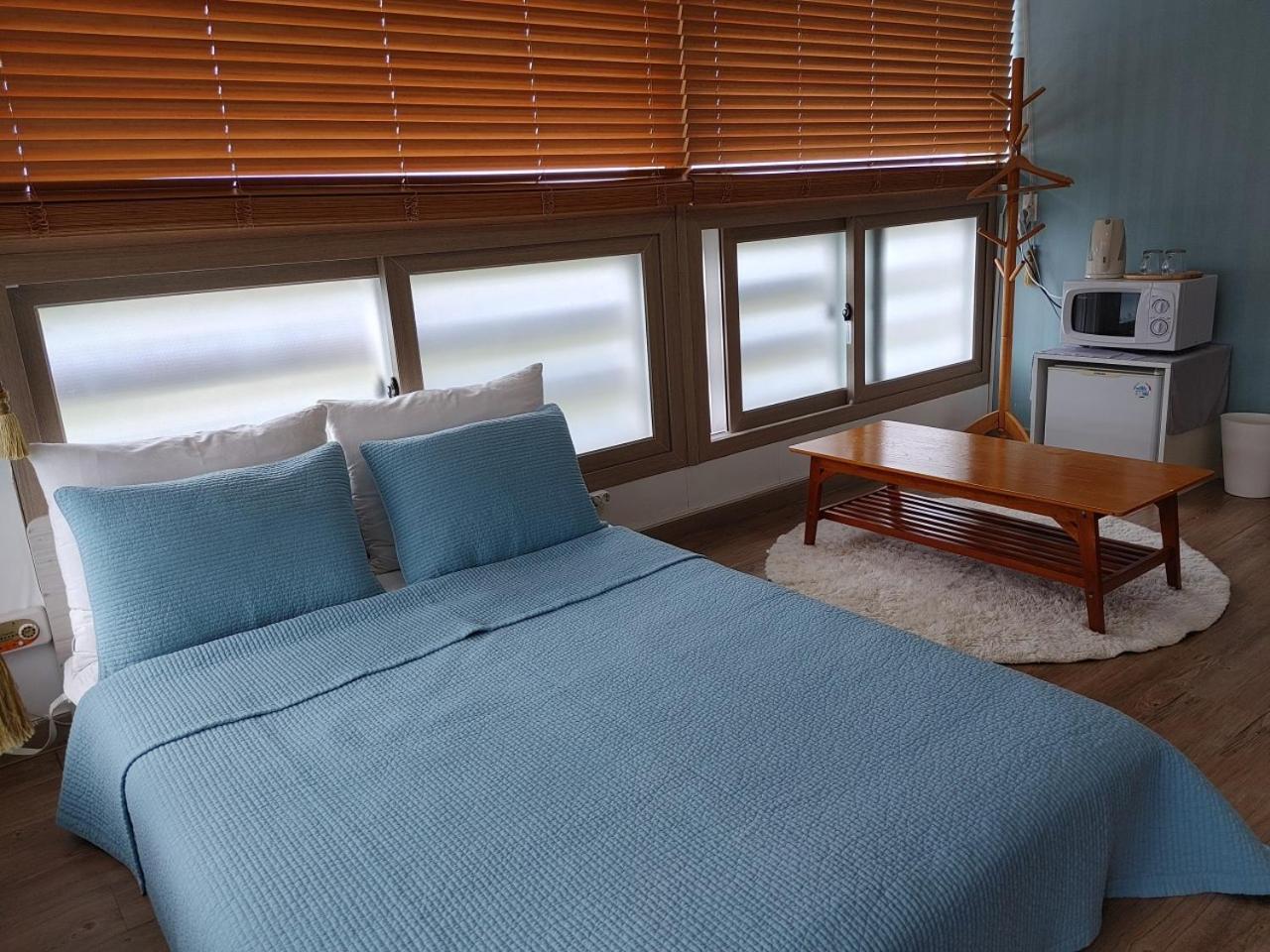 Moon Forest Guesthouse Jeju by Eksteriør bilde